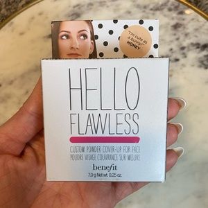 Benefit hello flawless powder foundation